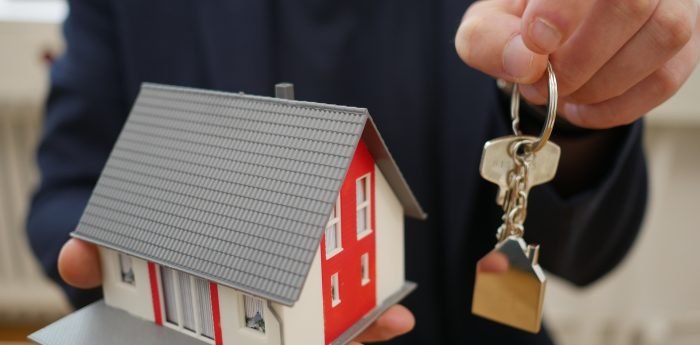 house-keys-4521073_1920